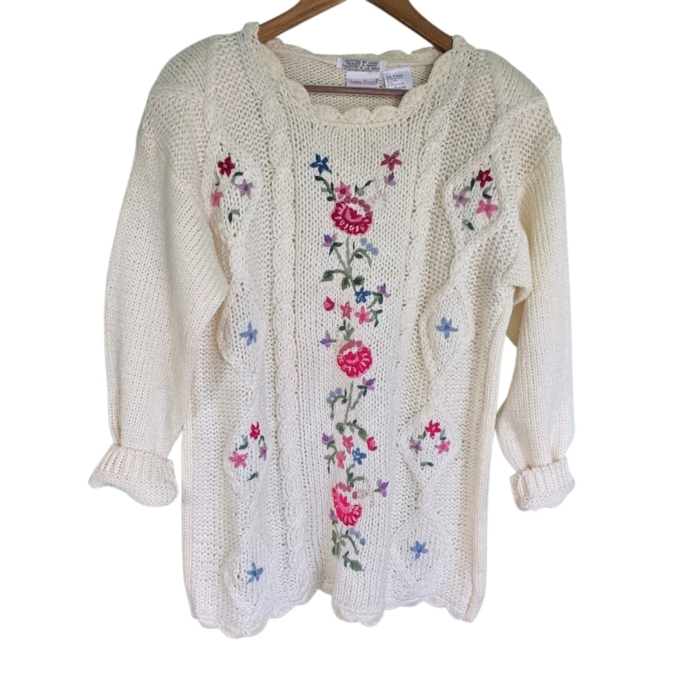 Vintage Bobbie Brooks Hand Knitted Floral Embroidered Sweater - Picture 2 of 11